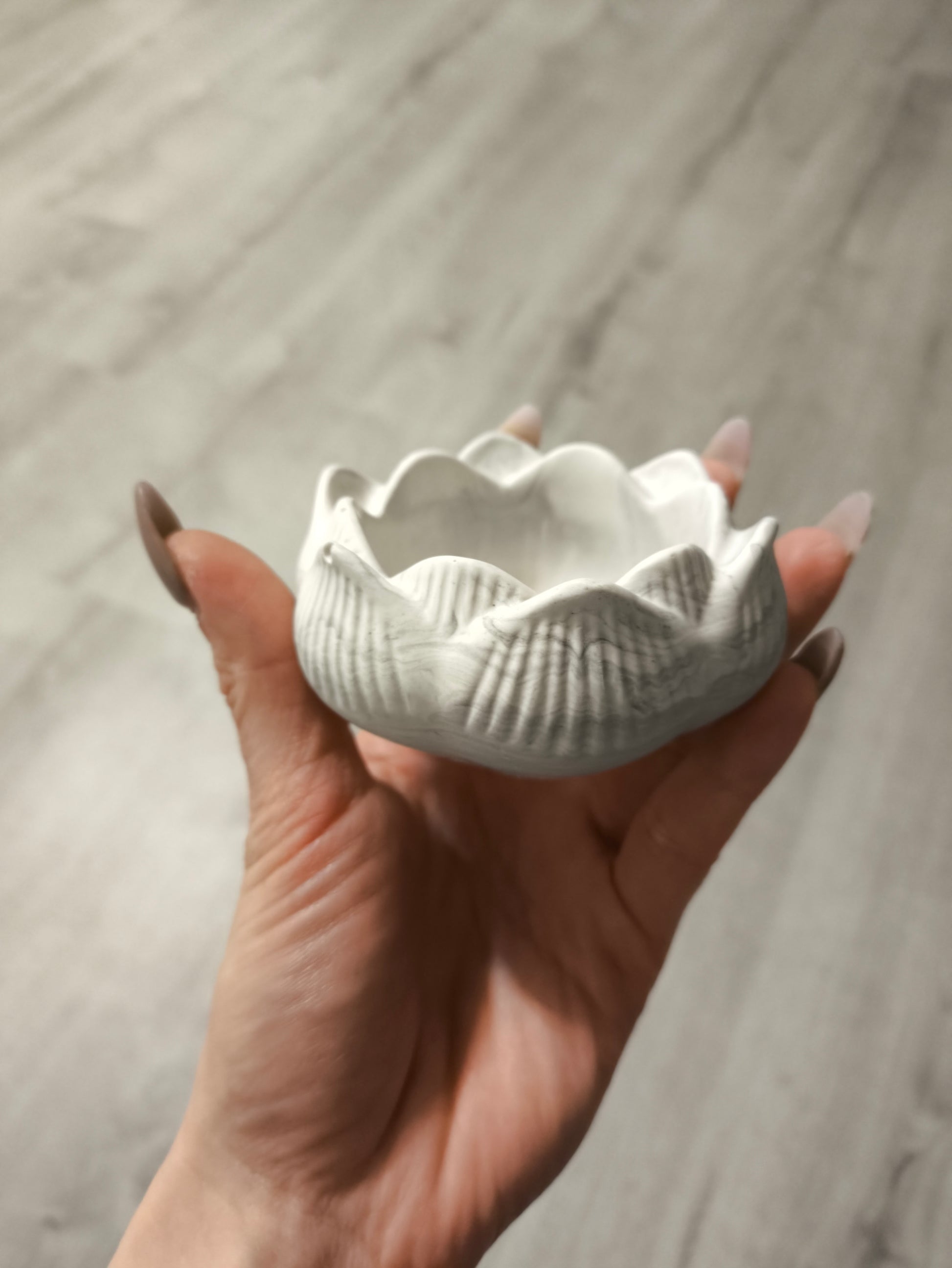 Vide poche nénuphar en jesmonite - L'art à part