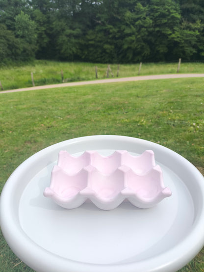 Support oeuf en plâtre durable