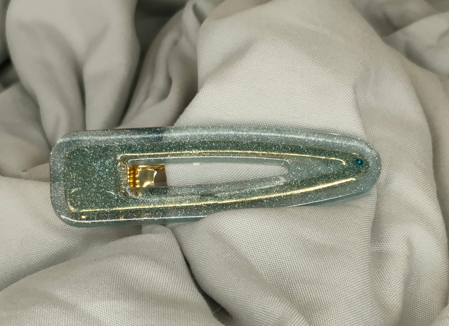 Barrette unique résine - L'art à part