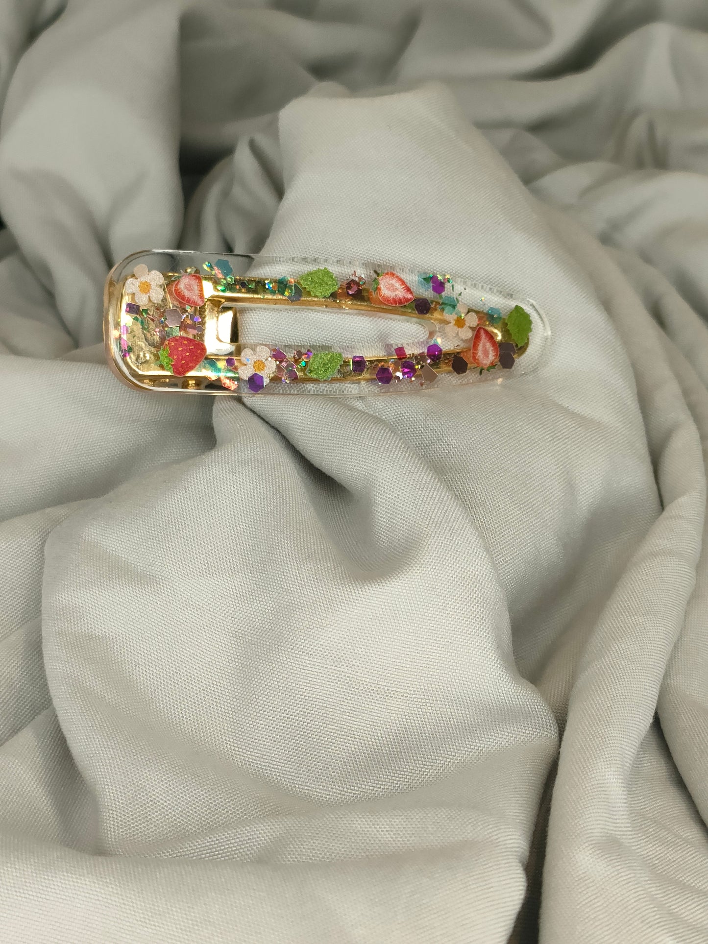 Barrette unique résine - L'art à part